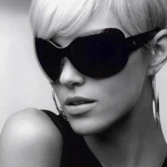 CHANEL ~ Vintage Brown Quilted Oversized Oval Sunglasses - Picture 8 of 8